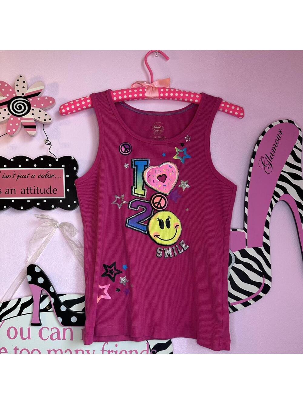Bright pink ribbed tank I love 2 smile